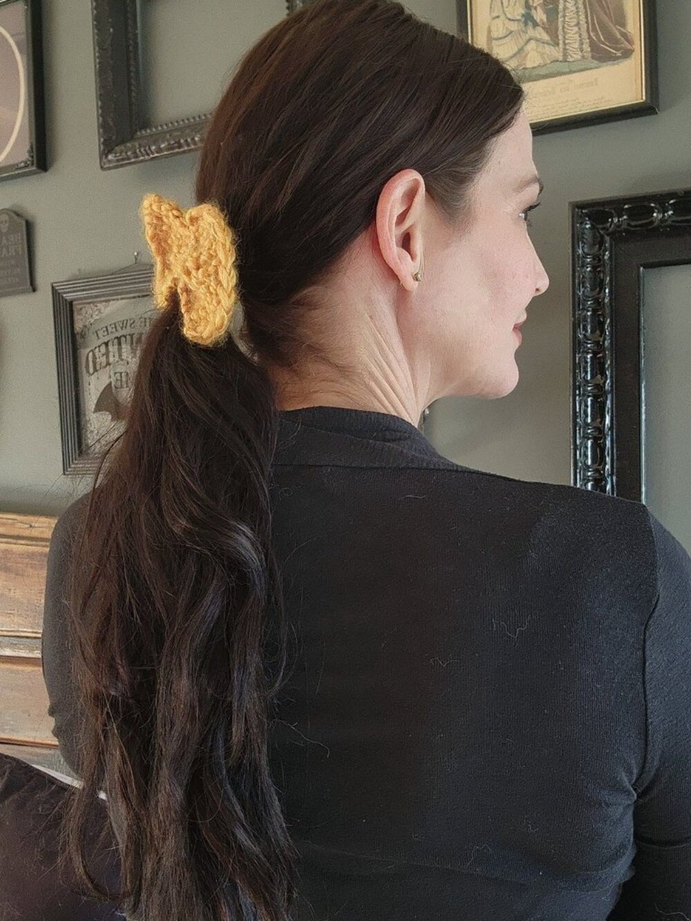 Knit Hair Bow, Handknitted Golden Yellow Ponytail Holder or Hair Band, Vintage L - Picture 9 of 10